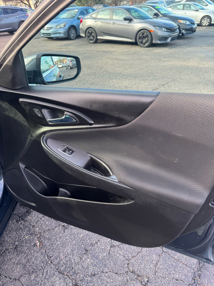 Chevrolet Malibu 4dr Sdn LT 2020