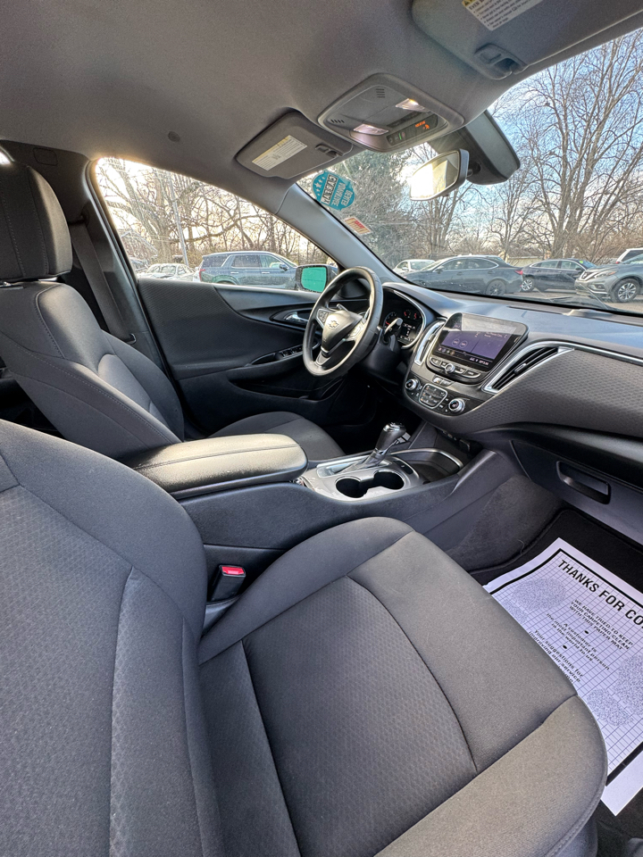 Chevrolet Malibu 4dr Sdn LT 2020