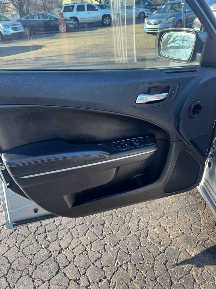 Dodge Charger SXT RWD 2021