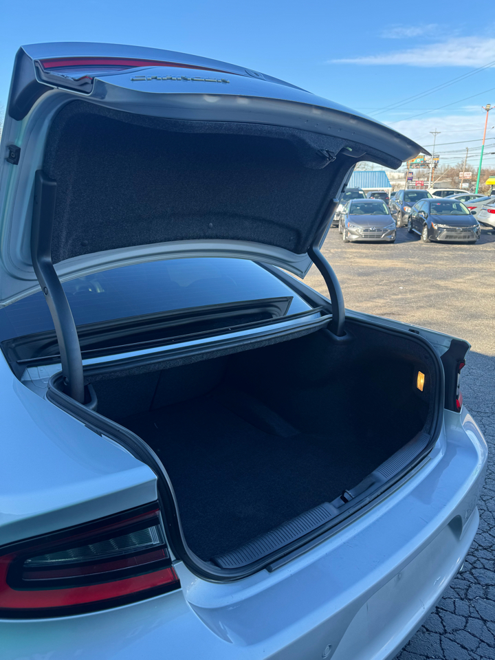 Dodge Charger SXT RWD 2021