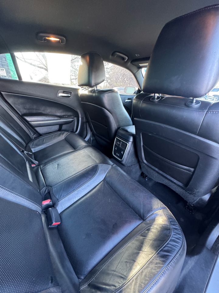 Dodge Charger SXT RWD 2021