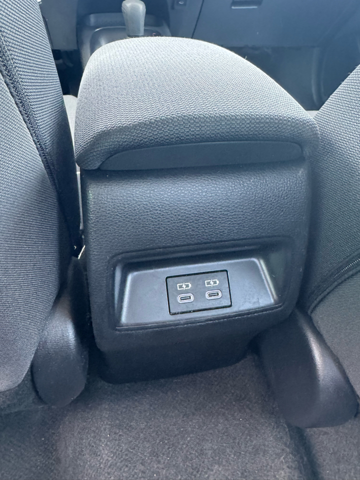 Toyota Corolla LE CVT (Natl) 2024