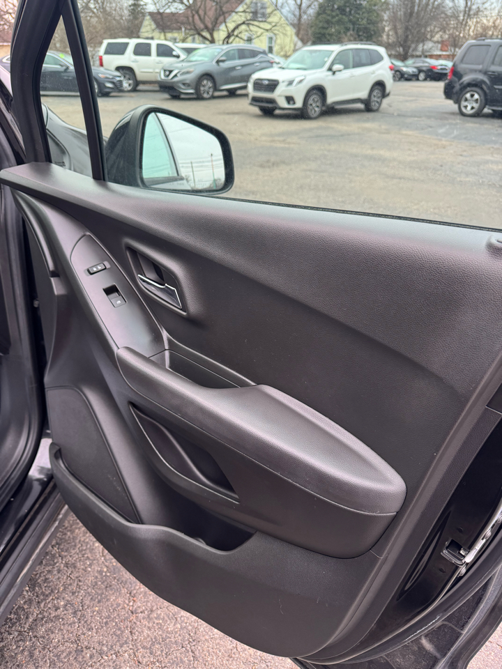 Chevrolet Trax FWD 4dr LS 2020