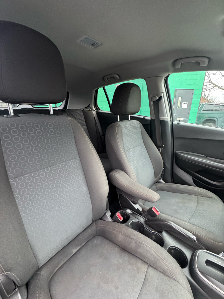 Chevrolet Trax FWD 4dr LS 2020