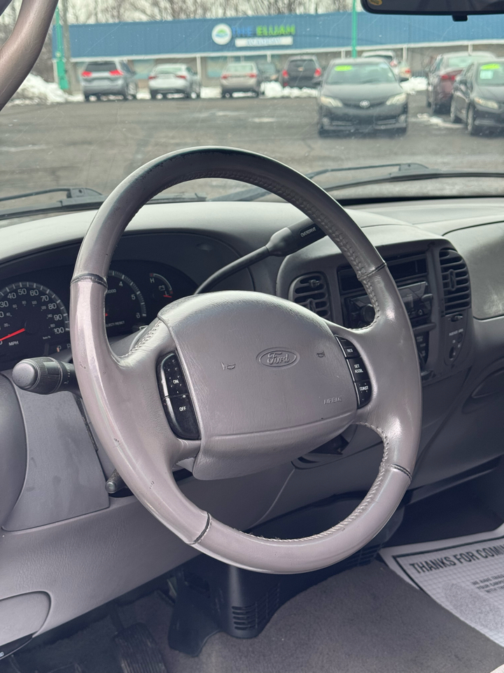 Ford F-150 Supercab 139" King Ranch 4WD 2002