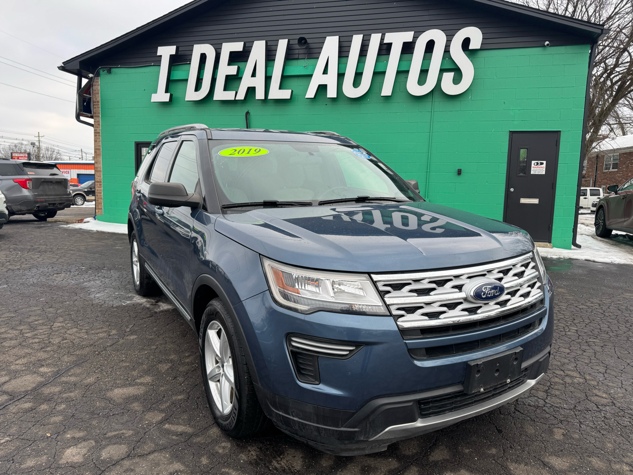 Ford Explorer XLT FWD 2019