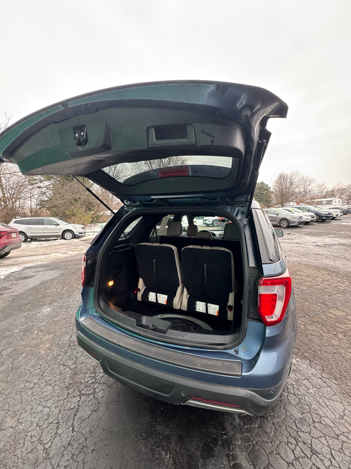 Ford Explorer XLT FWD 2019