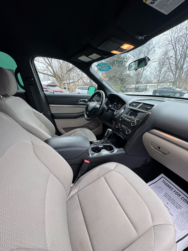 Ford Explorer XLT FWD 2019