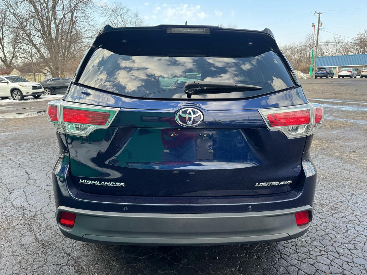 Toyota Highlander AWD 4dr V6 Limited (Natl) 2015