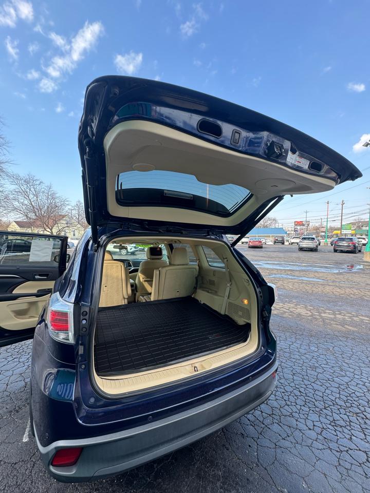 Toyota Highlander AWD 4dr V6 Limited (Natl) 2015