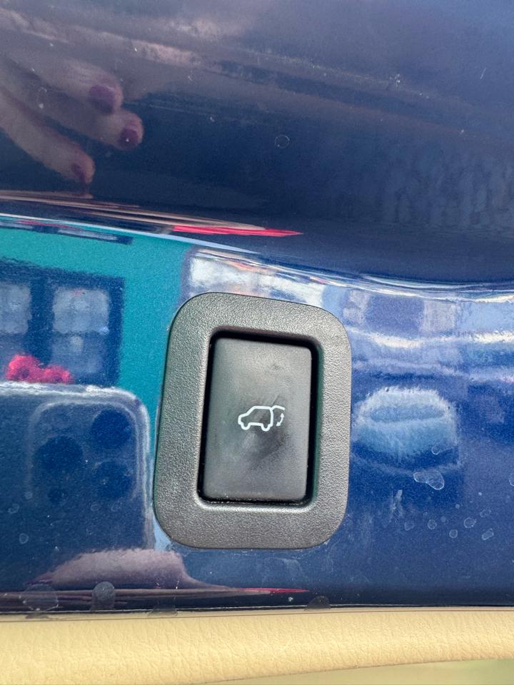 Toyota Highlander AWD 4dr V6 Limited (Natl) 2015