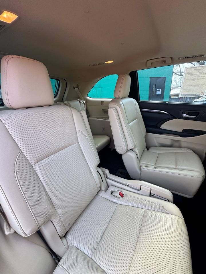 Toyota Highlander AWD 4dr V6 Limited (Natl) 2015