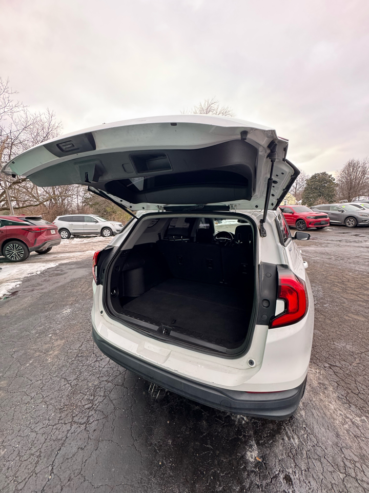 GMC Terrain FWD 4dr SLE 2019