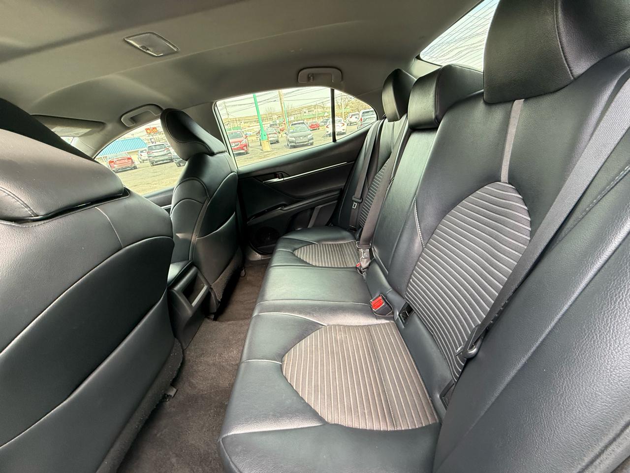 Toyota Camry XLE Auto (Natl) 2019