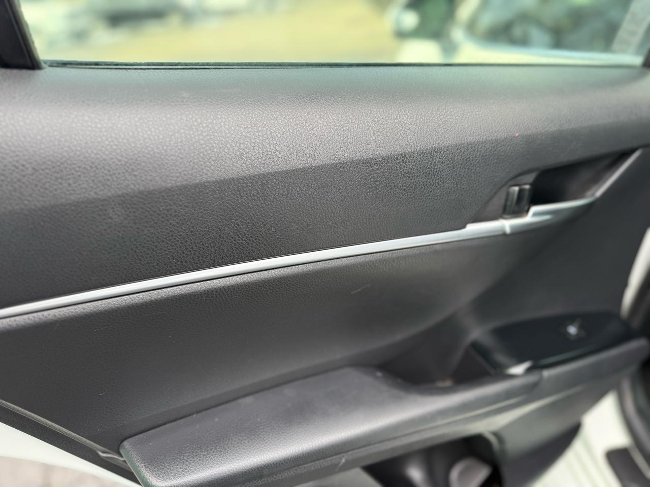 Toyota Camry XLE Auto (Natl) 2019