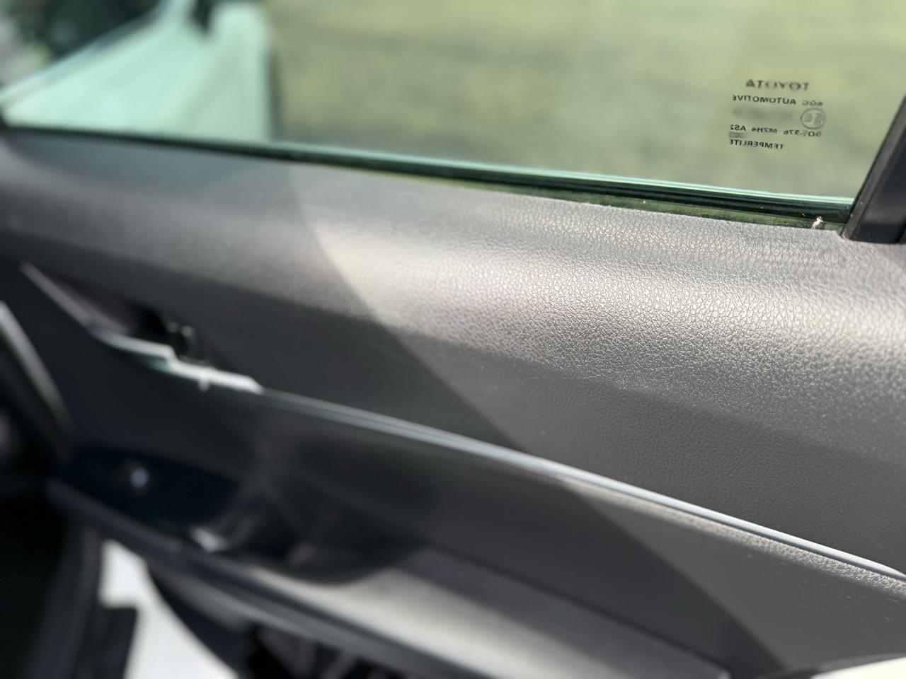 Toyota Camry XLE Auto (Natl) 2019