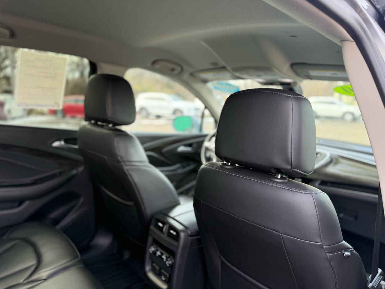 Buick Envision FWD 4dr Essence 2020