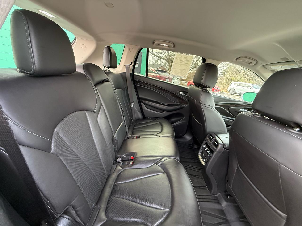 Buick Envision FWD 4dr Essence 2020