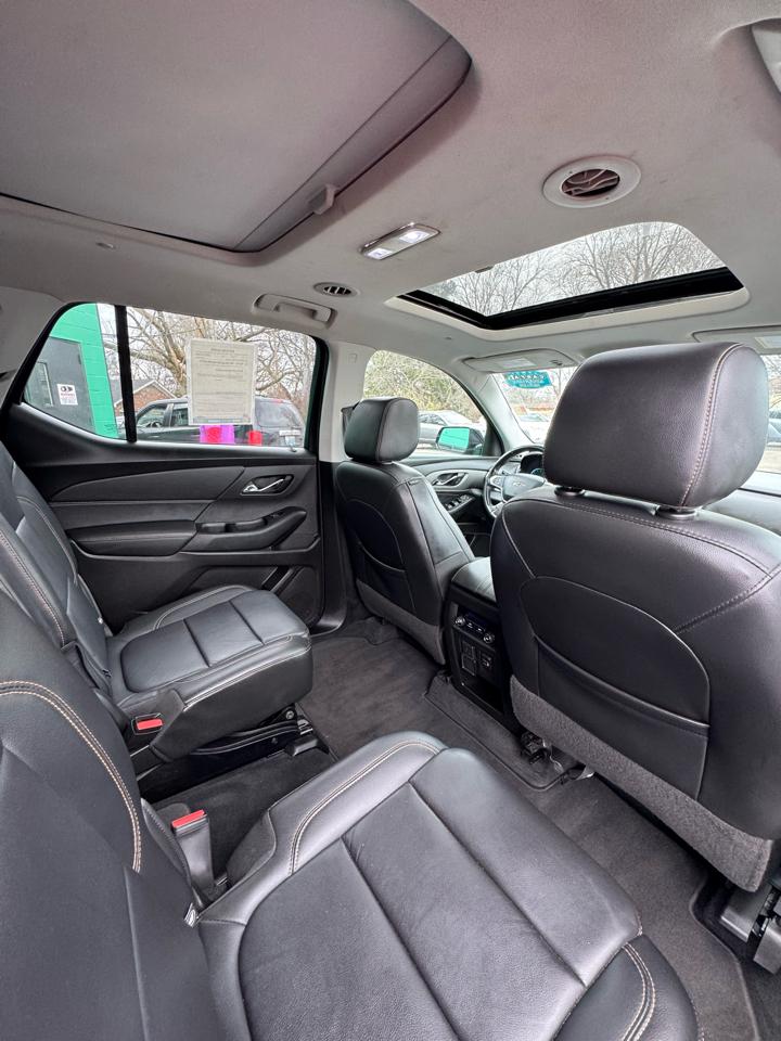 Chevrolet Traverse AWD 4dr RS w/2LT 2019