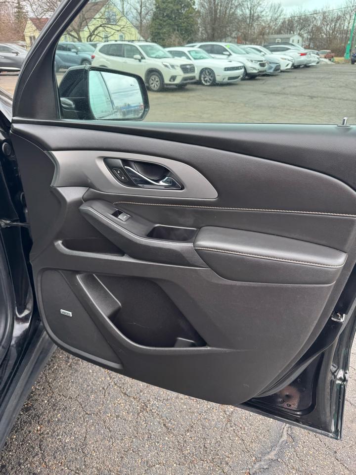 Chevrolet Traverse AWD 4dr RS w/2LT 2019