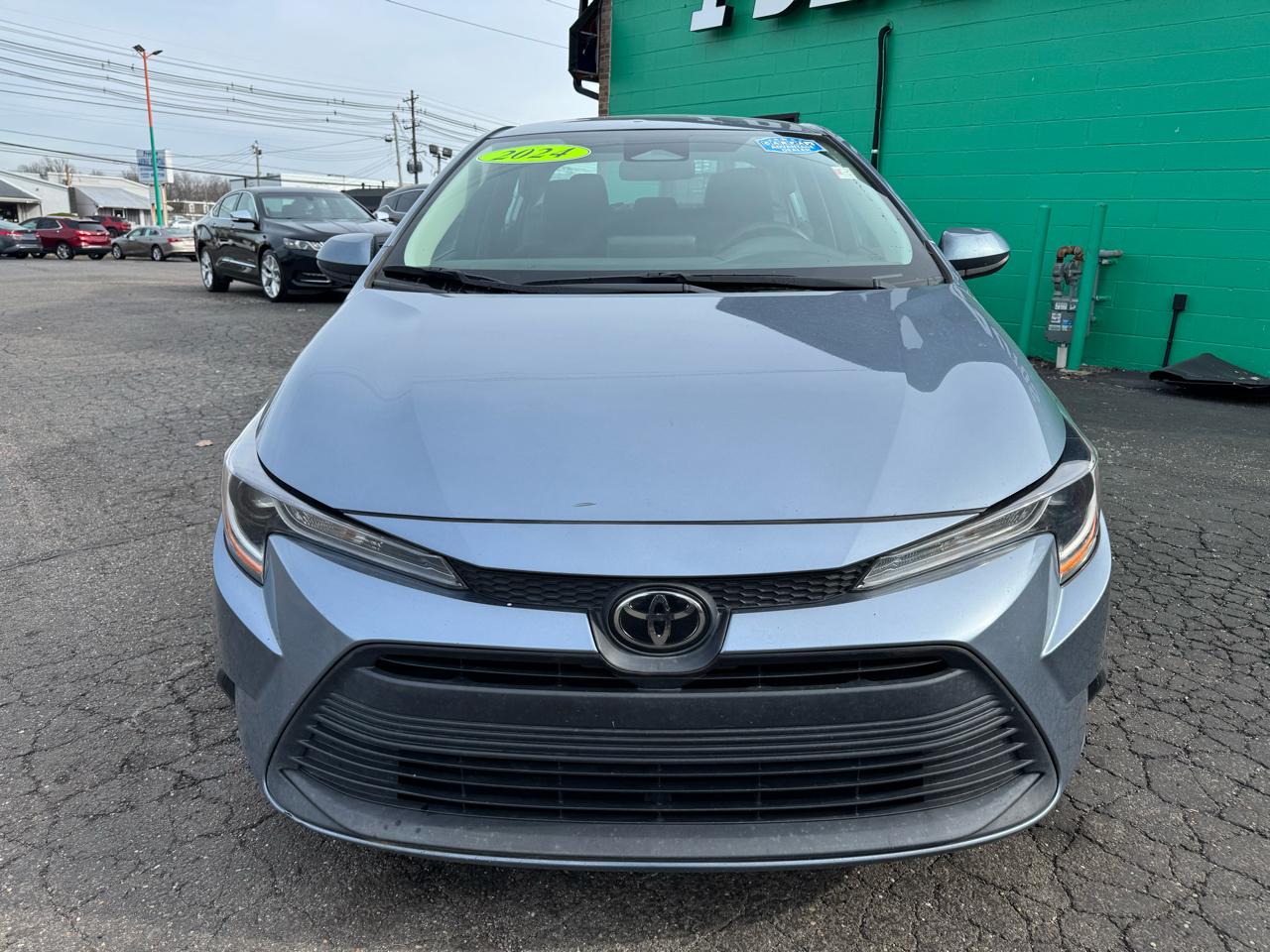 Toyota Corolla LE CVT (Natl) 2024