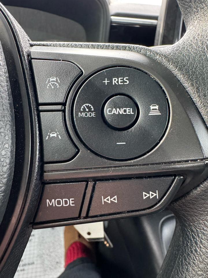 Toyota Corolla LE CVT (Natl) 2024