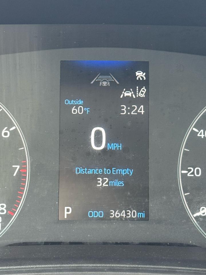 Toyota Corolla LE CVT (Natl) 2024