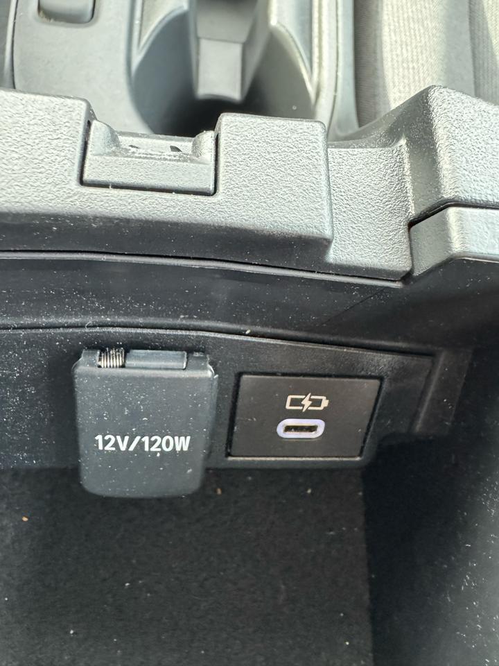 Toyota Corolla LE CVT (Natl) 2024