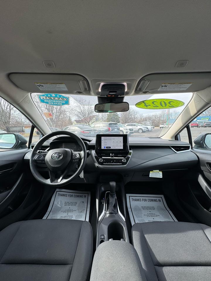 Toyota Corolla LE CVT (Natl) 2024