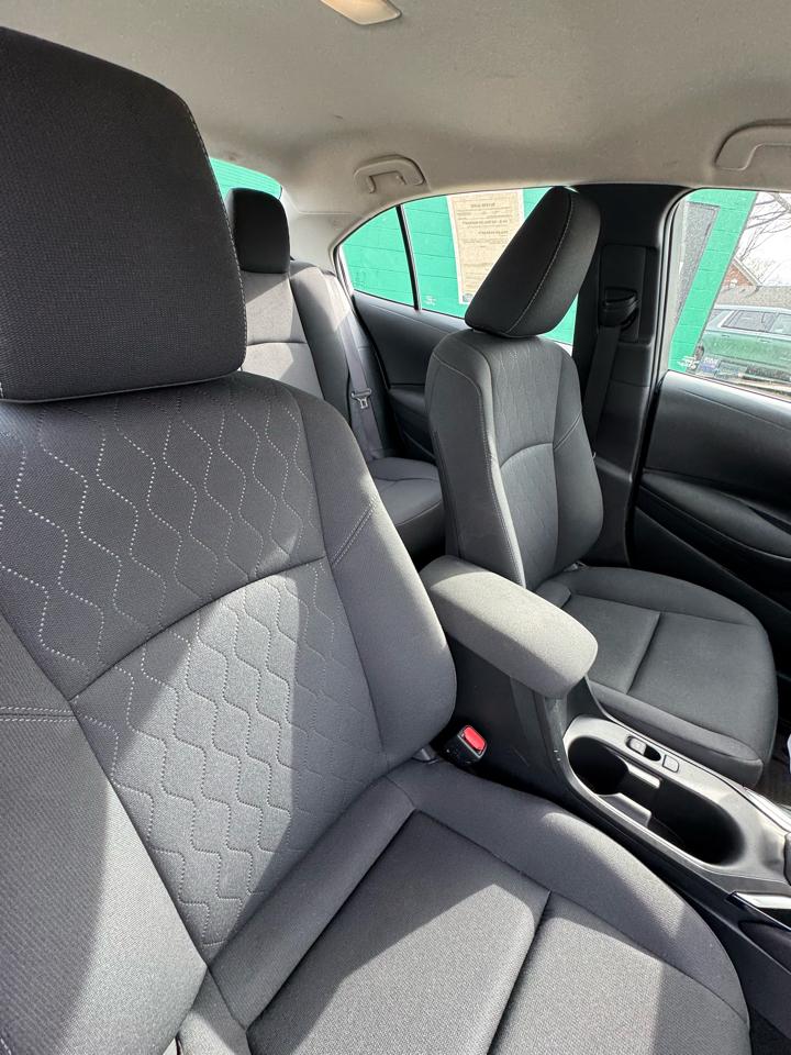 Toyota Corolla LE CVT (Natl) 2024