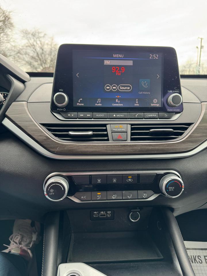 Nissan Altima 2.5 SV Sedan 2023