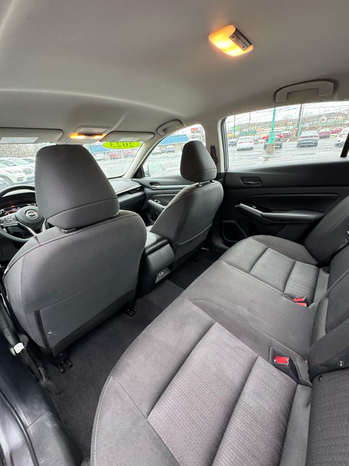 Nissan Altima 2.5 SV Sedan 2023