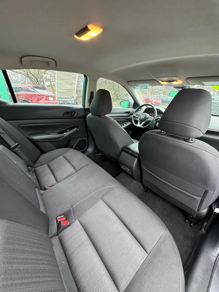 Nissan Altima 2.5 SV Sedan 2023