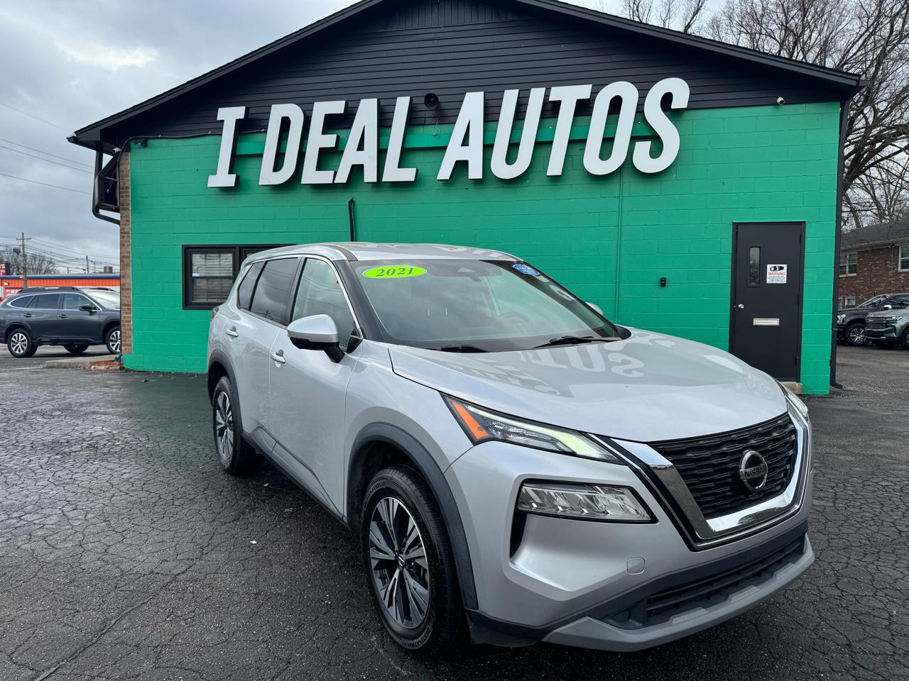 Nissan Rogue FWD SV 2021