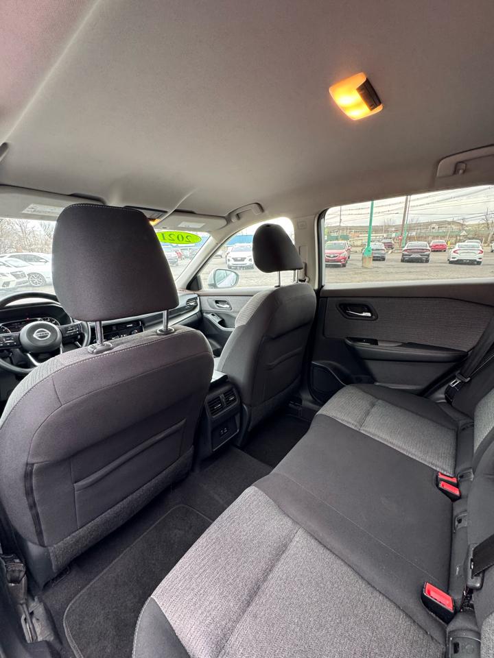 Nissan Rogue FWD SV 2021