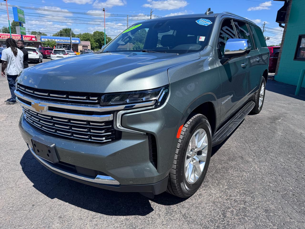Chevrolet Suburban 4WD 4dr Premier 2023