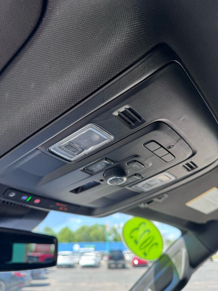 Chevrolet Suburban 4WD 4dr Premier 2023
