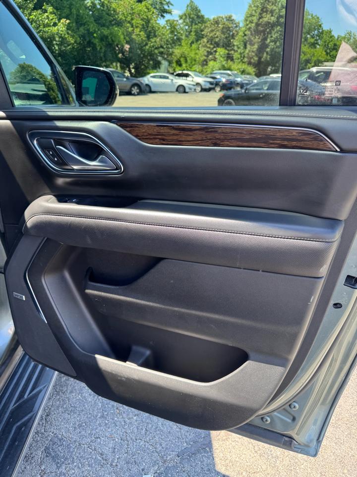 Chevrolet Suburban 4WD 4dr Premier 2023