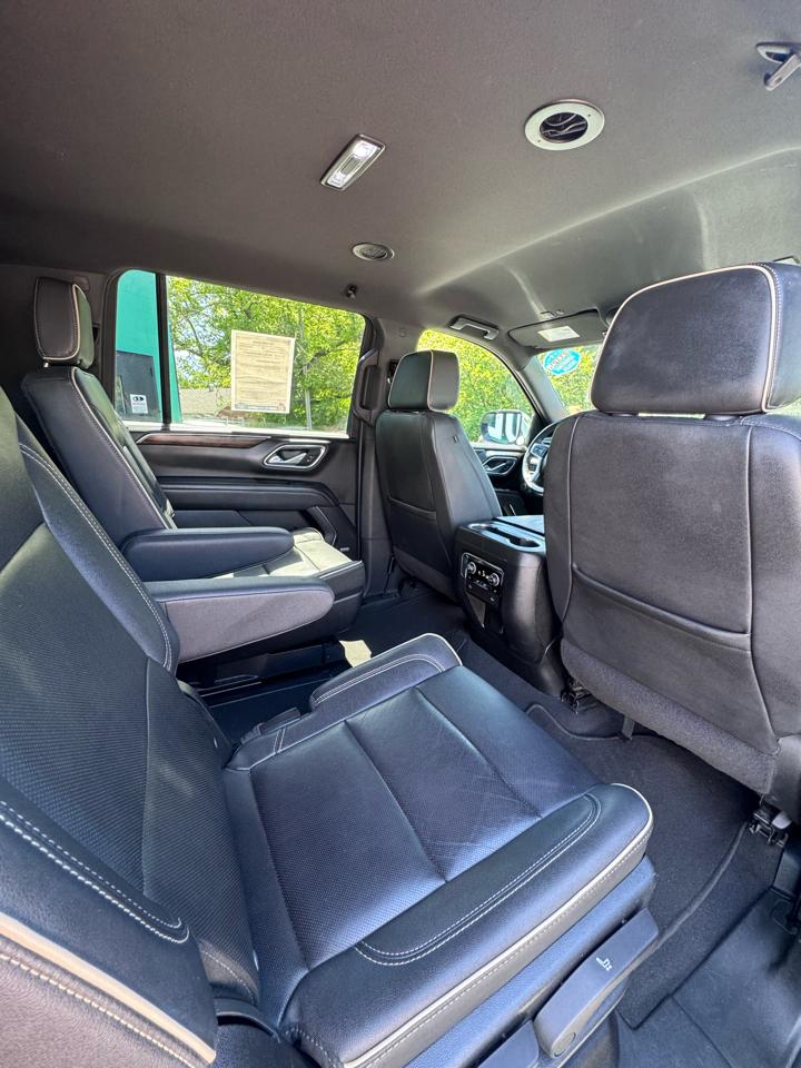 Chevrolet Suburban 4WD 4dr Premier 2023