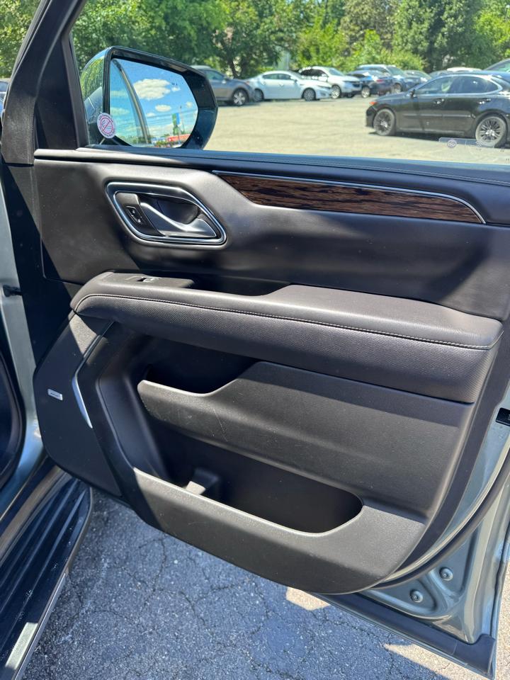 Chevrolet Suburban 4WD 4dr Premier 2023