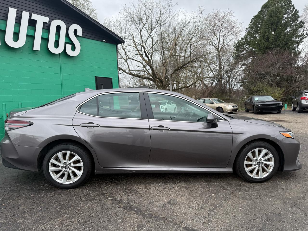 Toyota Camry LE Auto AWD (Natl) 2024