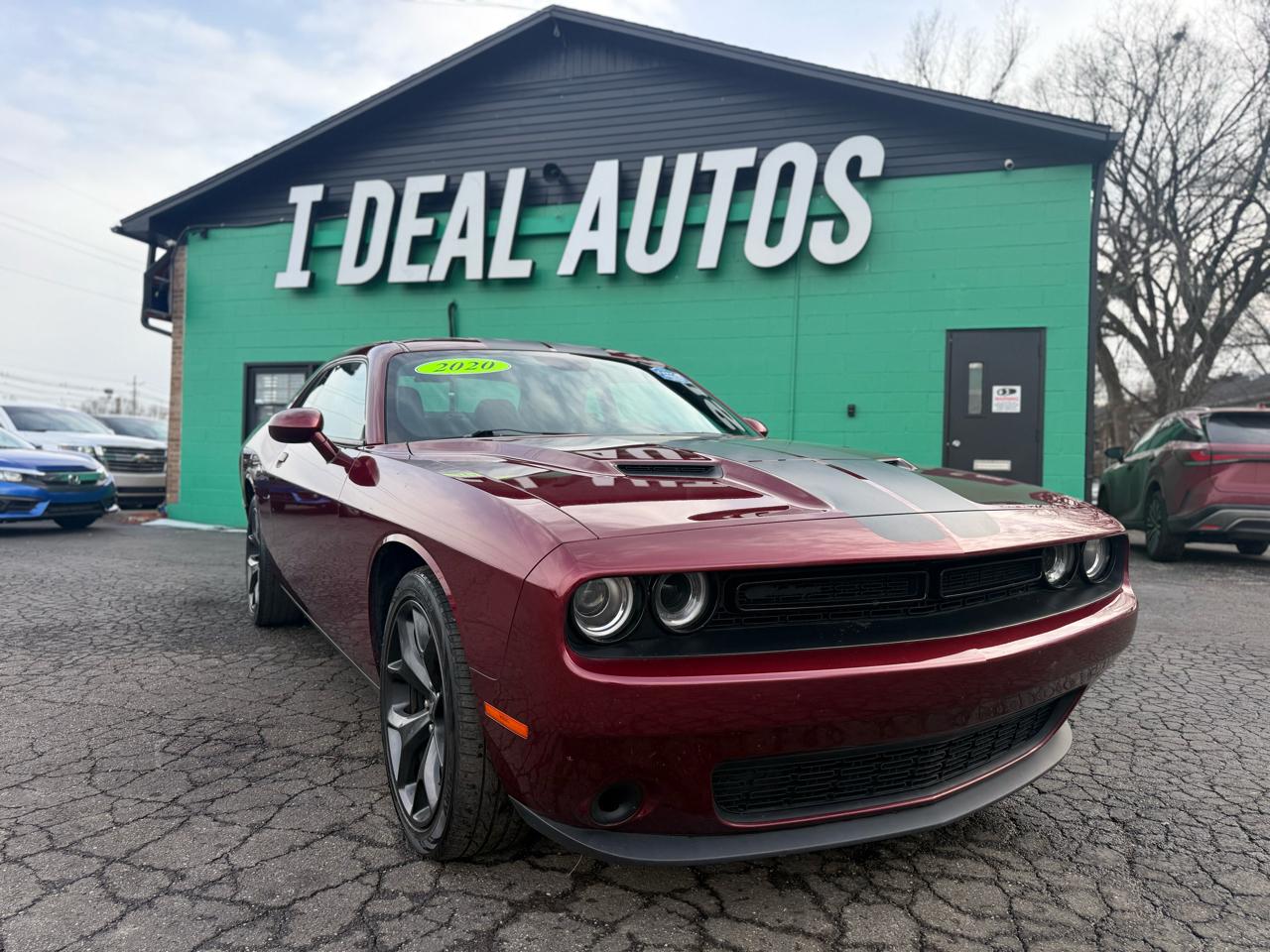 Dodge Challenger SXT RWD 2020