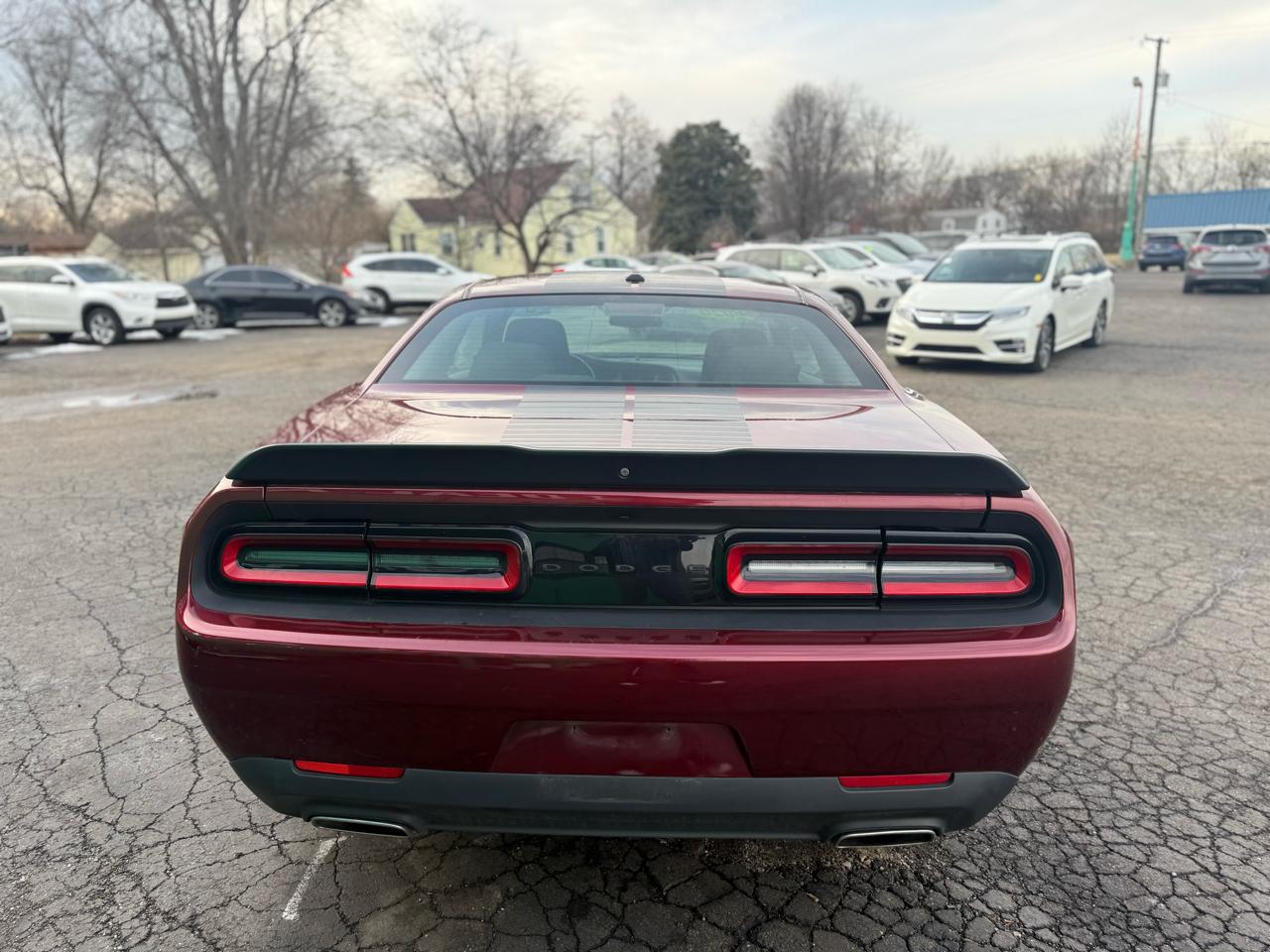 Dodge Challenger SXT RWD 2020