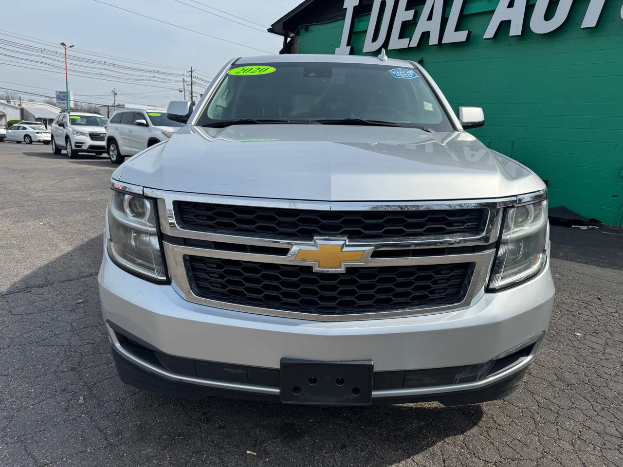 Chevrolet Suburban 4WD 4dr LT 2020