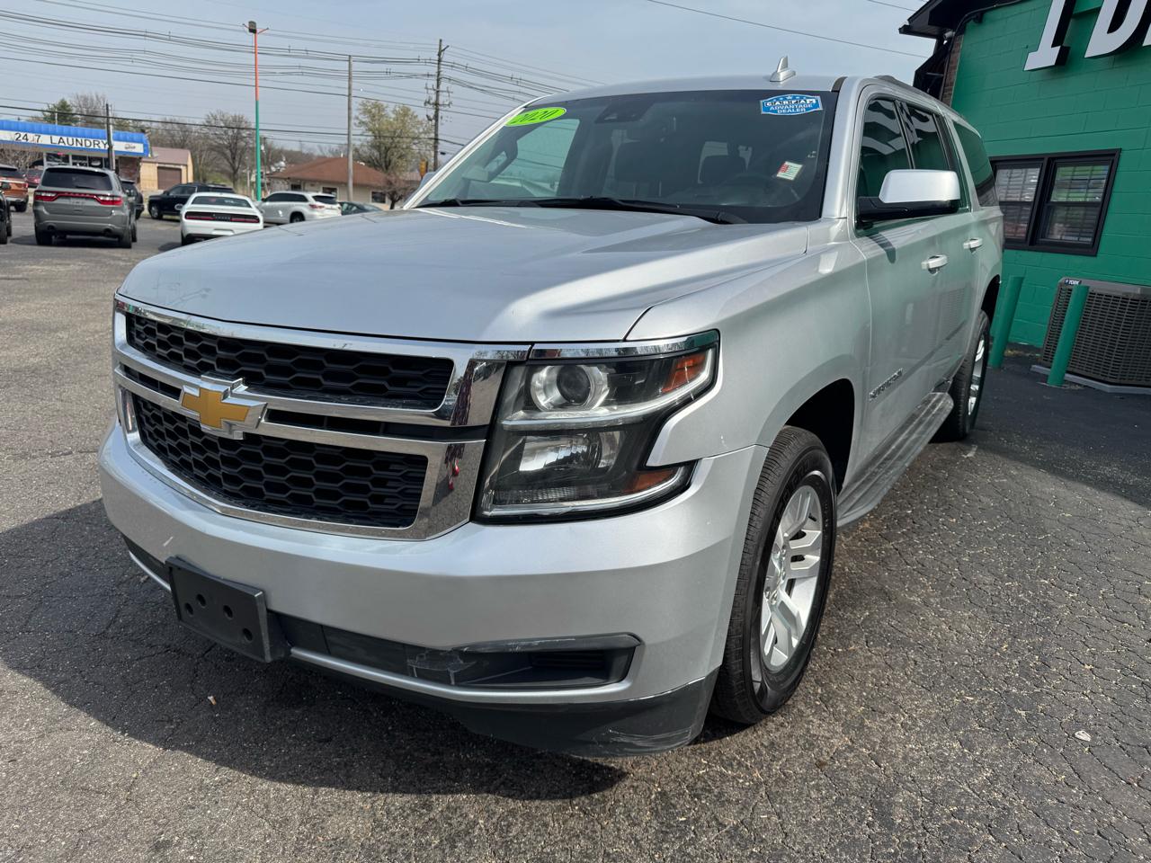 Chevrolet Suburban 4WD 4dr LT 2020