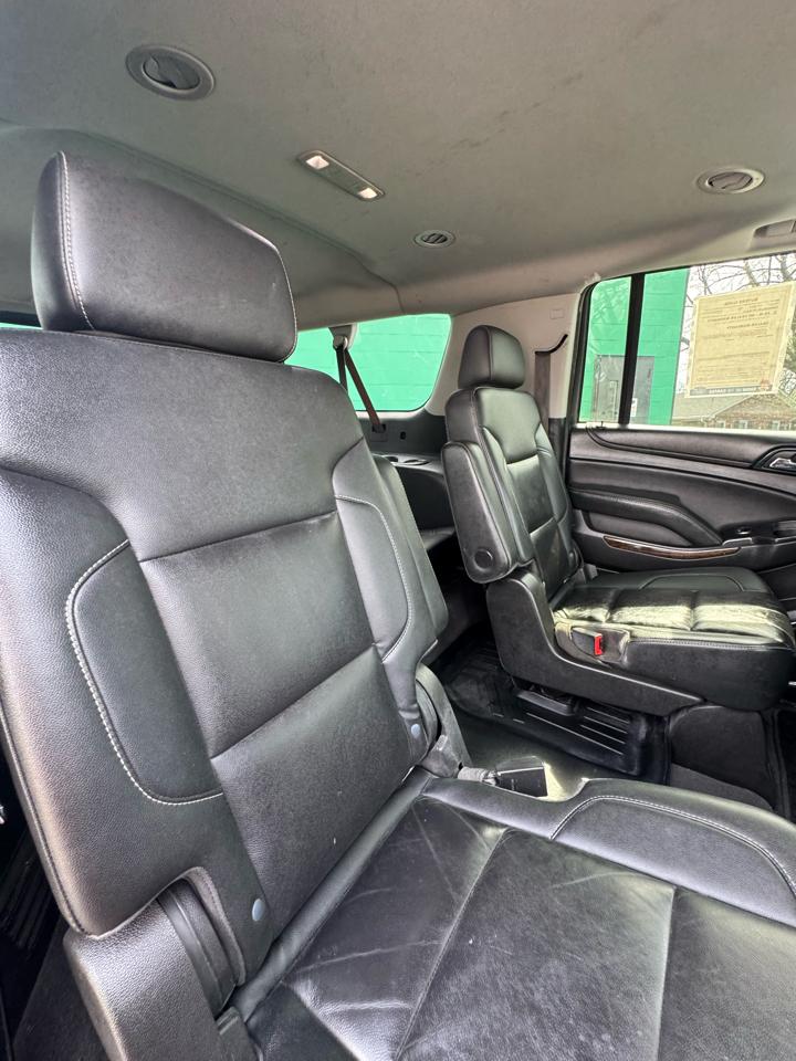 Chevrolet Suburban 4WD 4dr LT 2020