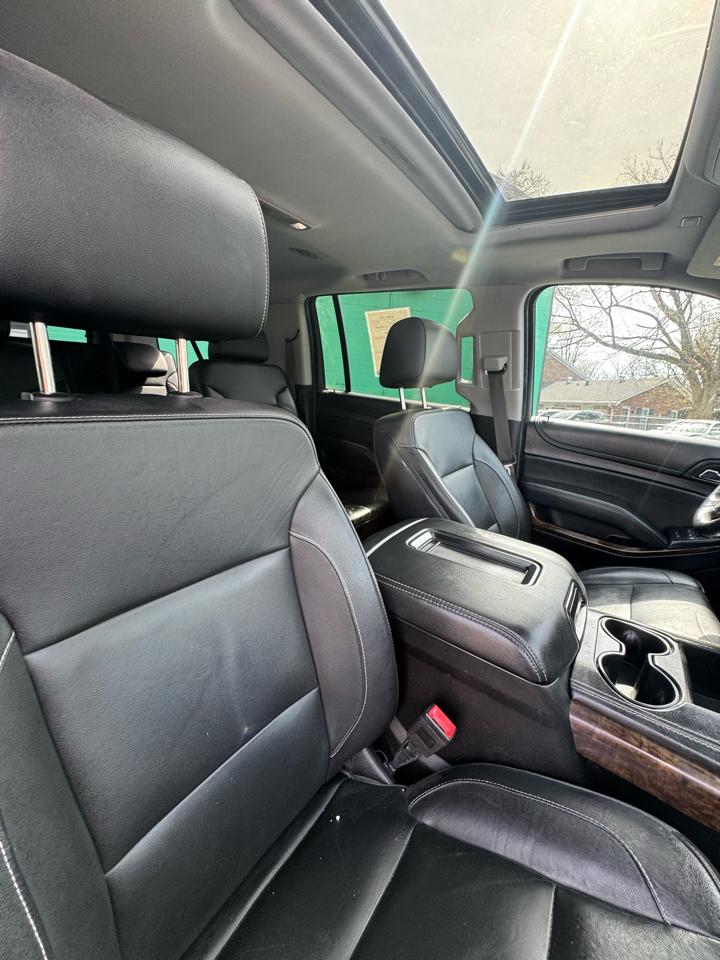 Chevrolet Suburban 4WD 4dr LT 2020