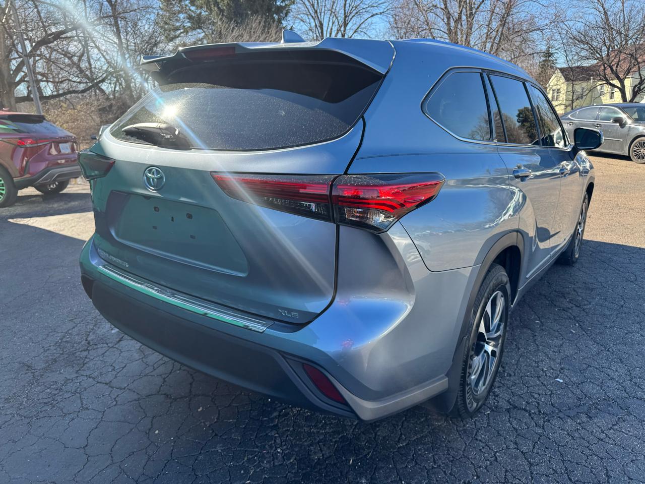 Toyota Highlander XLE FWD (Natl) 2021