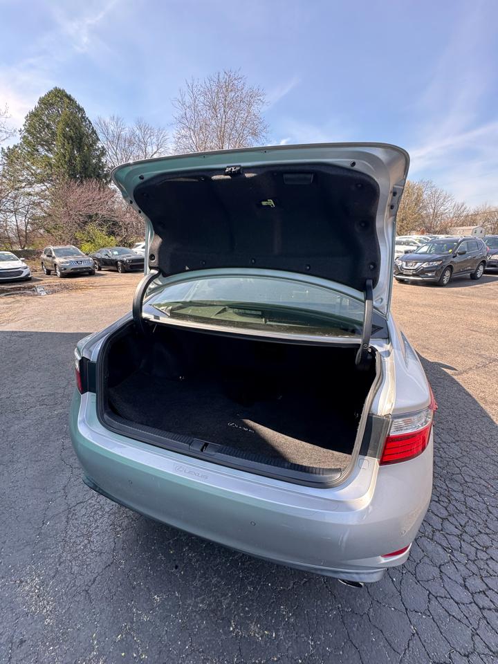 Lexus ES 350 4dr Sdn 2013