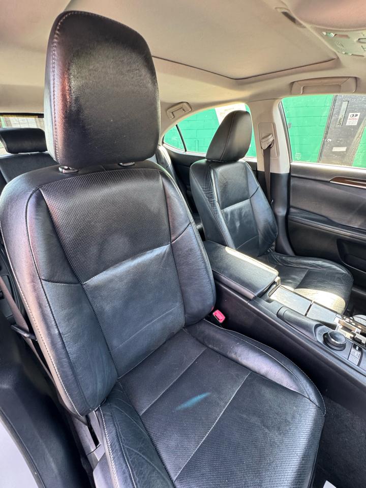 Lexus ES 350 4dr Sdn 2013